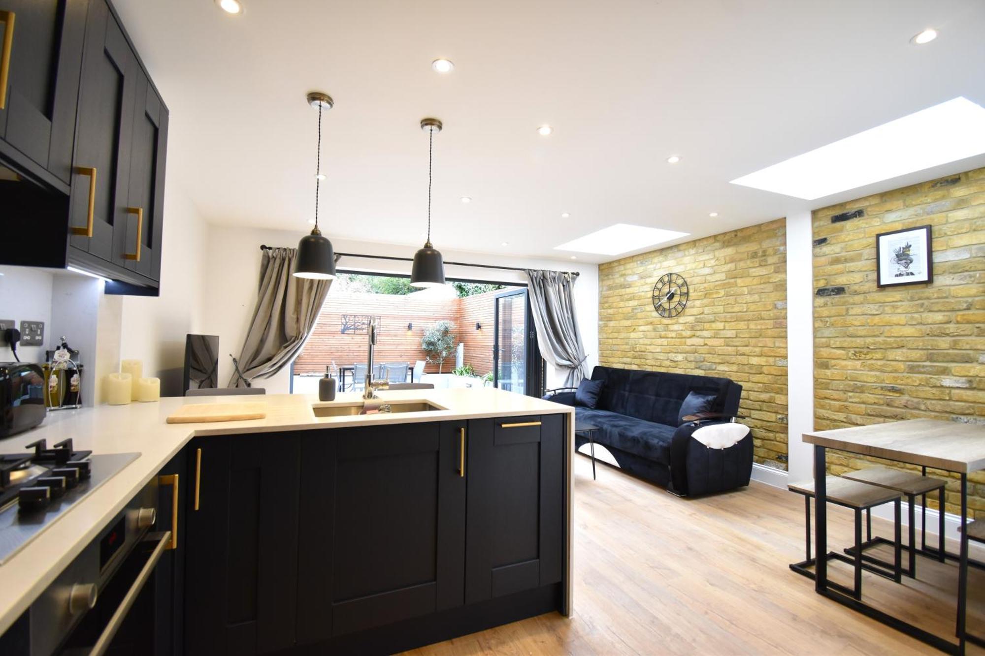 Stunning 2 Bed Apartment London Eksteriør billede