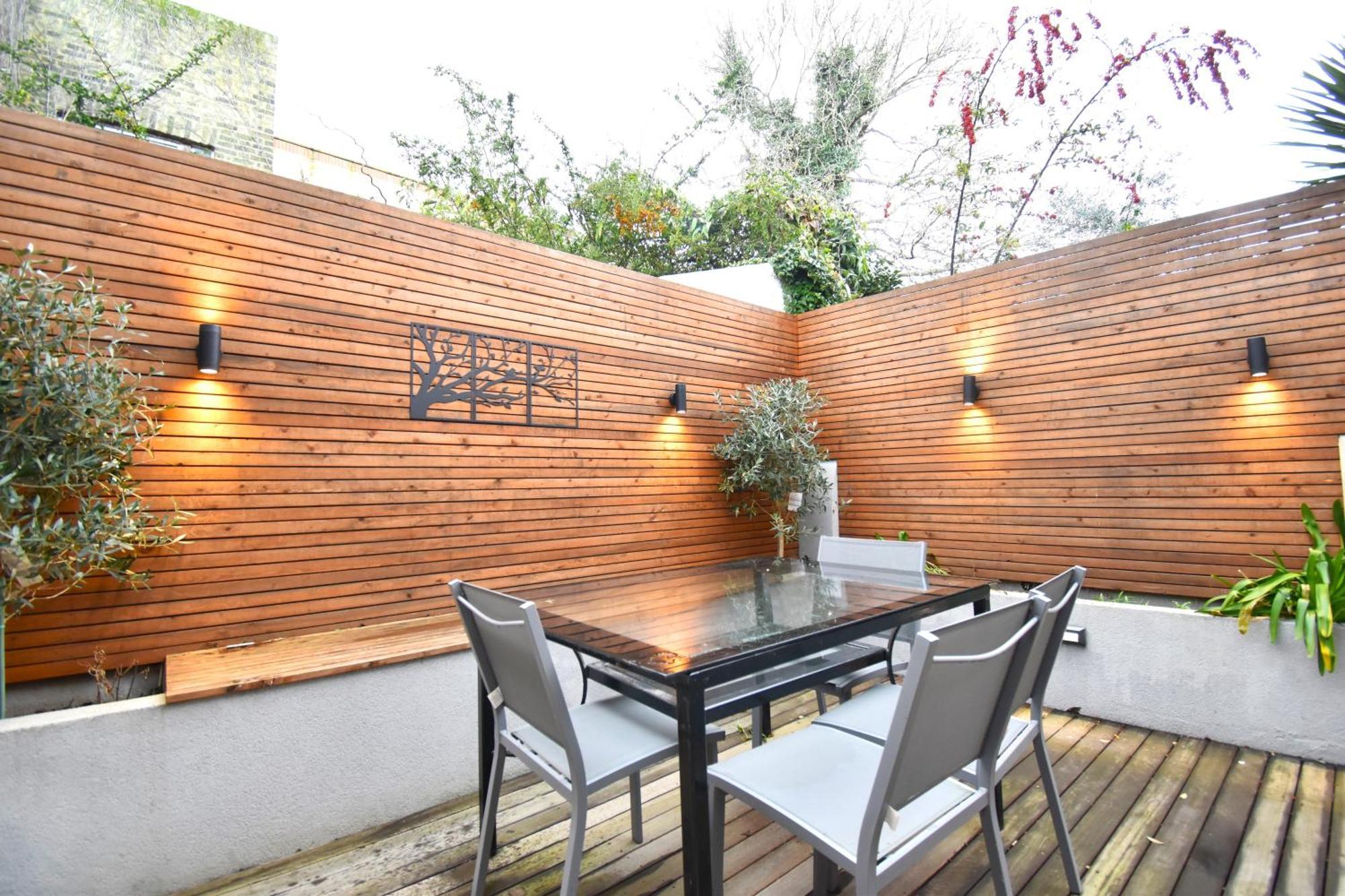 Stunning 2 Bed Apartment London Eksteriør billede