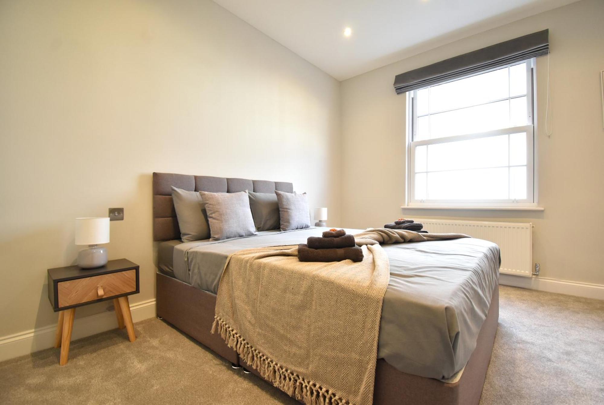 Stunning 2 Bed Apartment London Eksteriør billede