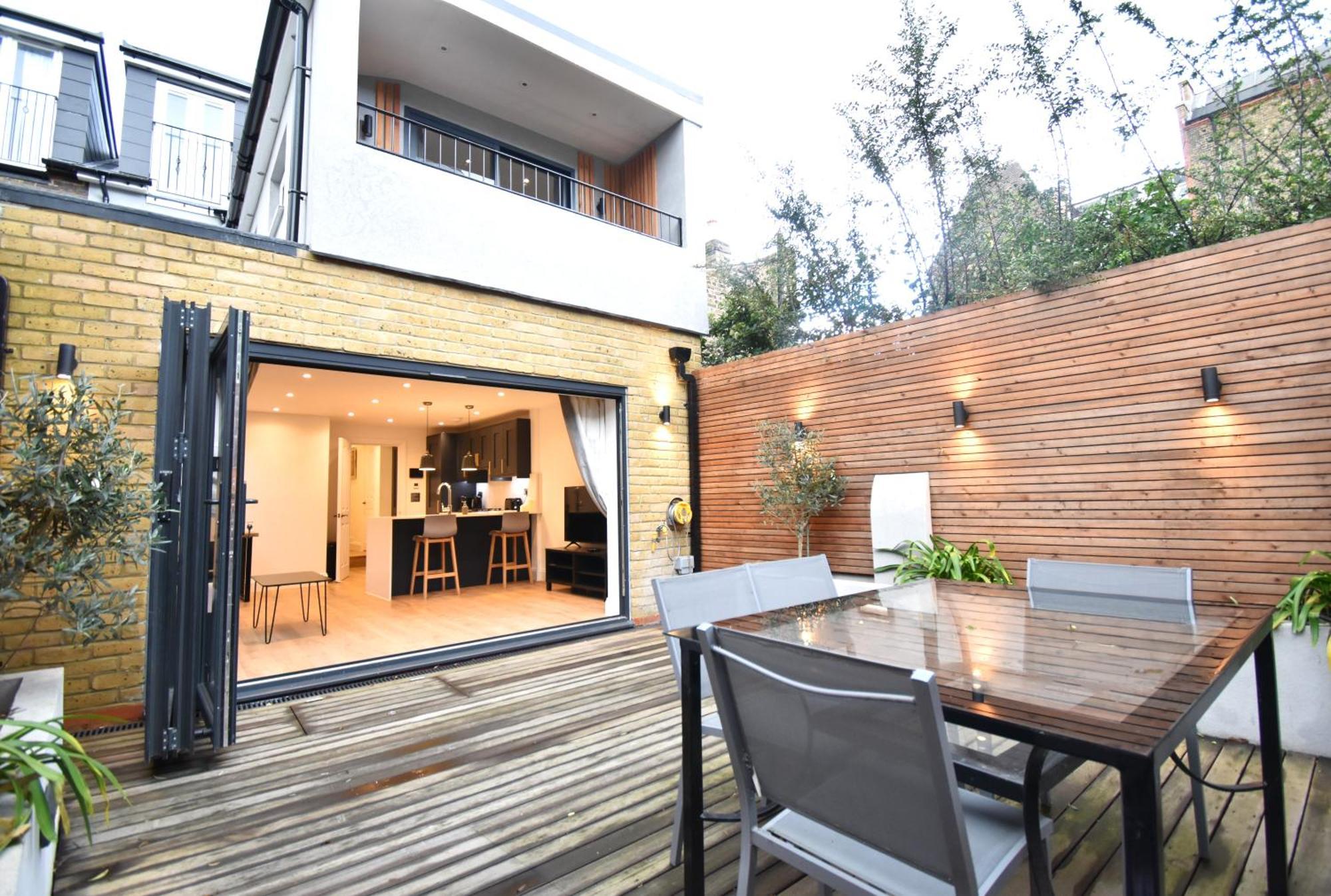 Stunning 2 Bed Apartment London Eksteriør billede