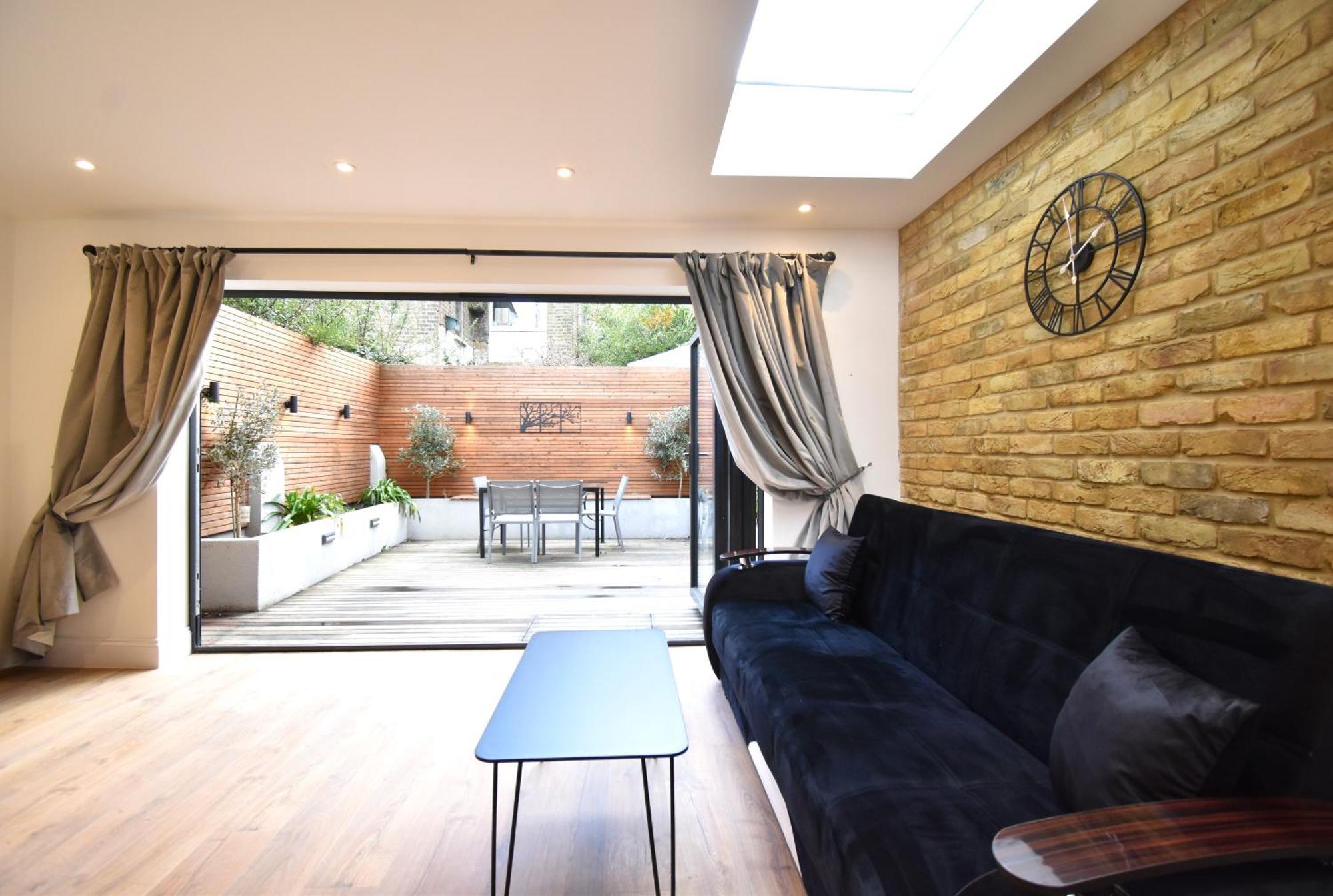 Stunning 2 Bed Apartment London Eksteriør billede